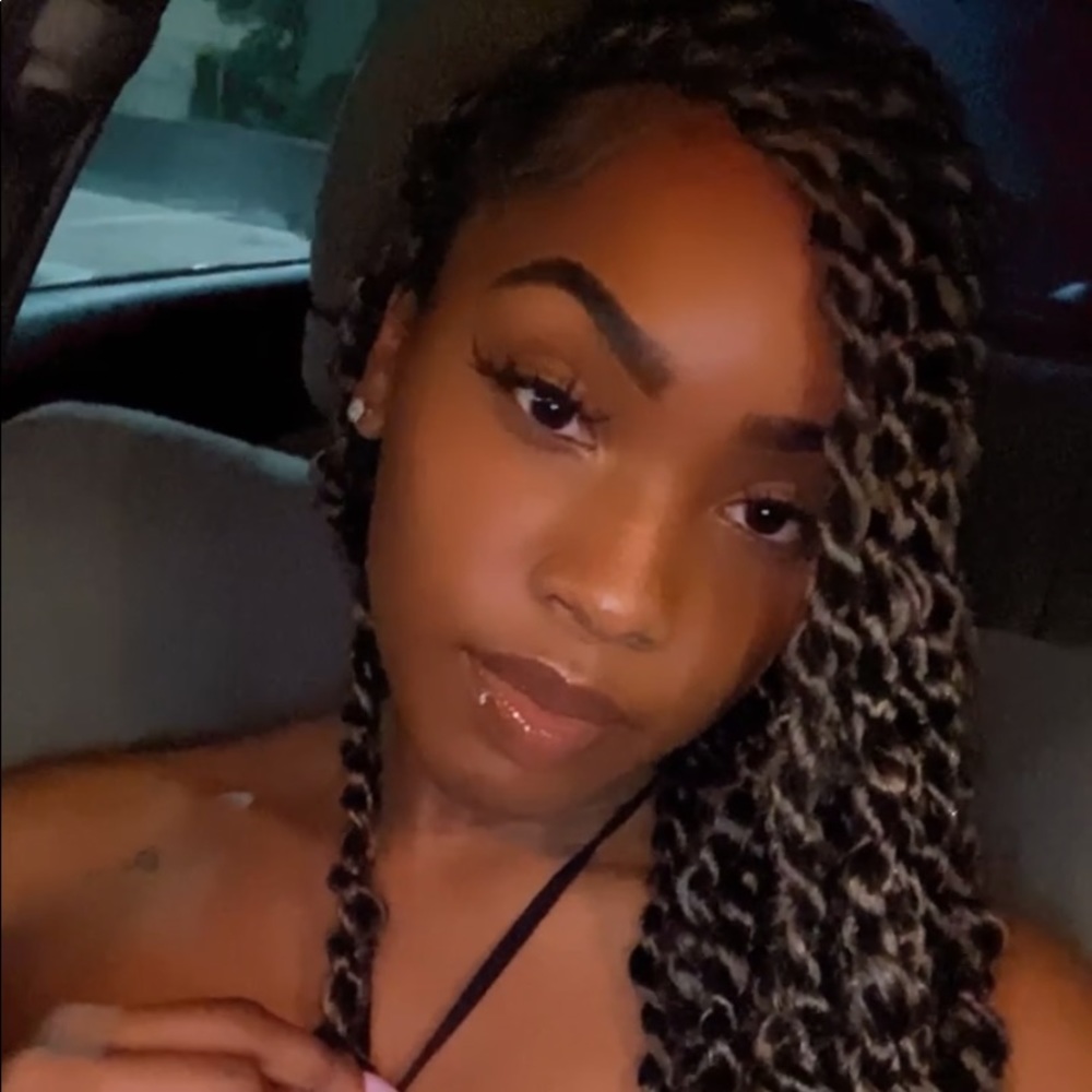 Meet your posher, Nunu🥰